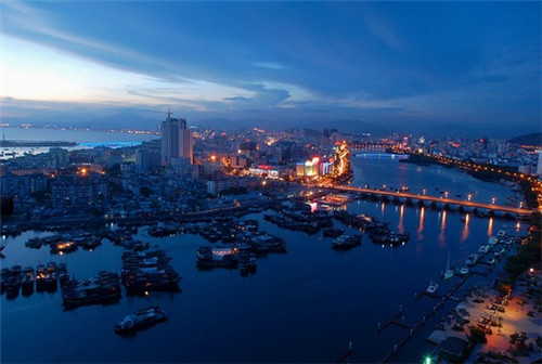 馋虾特色餐厅2025可以加盟吗，加盟馋虾特色餐厅还有投资的价值吗