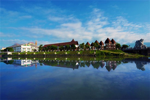 游转山湖风景区的文案（水浒传第77回读后感150字）